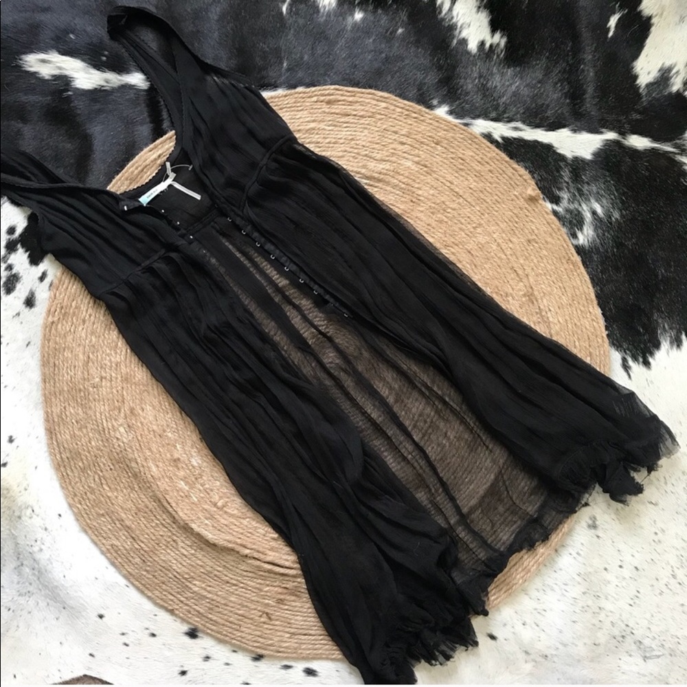 UO  Vampy Festival Tunic